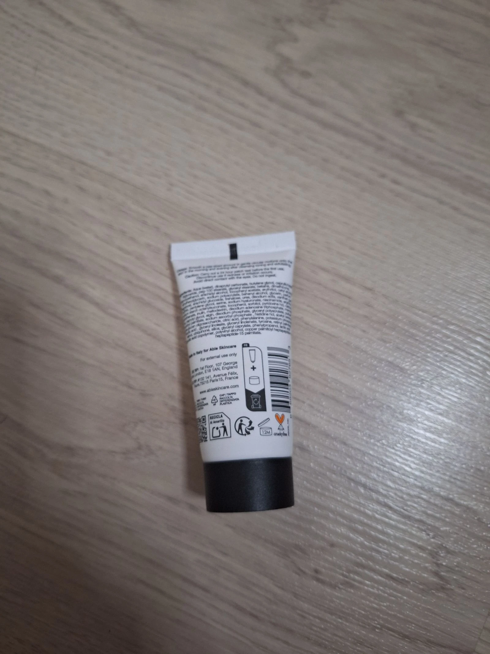 Soro facial de juventude 30ml Able Skincare novo – photo 2